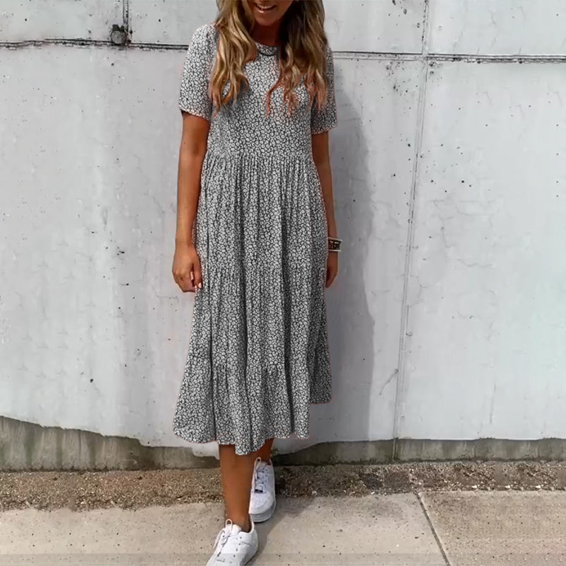 Short-sleeved dress with floral print