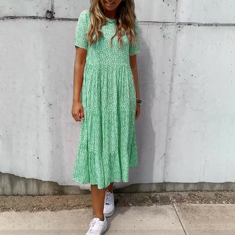 Short-sleeved dress with floral print