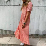 Short-sleeved dress with floral print
