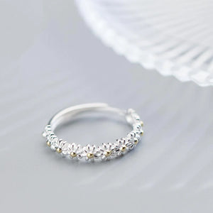 Adjustable Daisy Ring